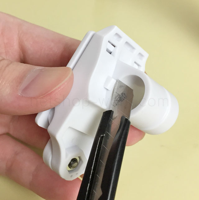 KingFotoproDIGI204WH、突起物を削り取る